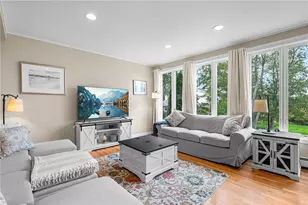 64 Mitchell St, Portsmouth, RI 02871 - Photo 5