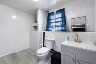 16 Aurelia Dr, Providence, RI 02909 - Photo 21