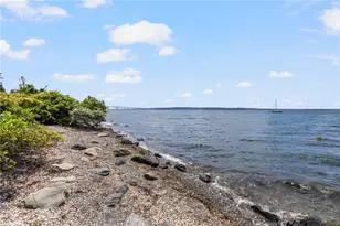 585 Seaside Dr, Jamestown, RI 02835 - Photo 37