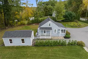 439 Farnum Pike, Smithfield, RI 02917 - Photo 23