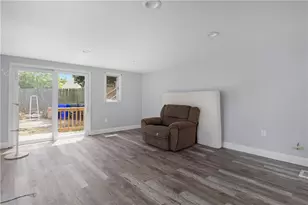 155 Stanton Ave, East Providence, RI 02915 - Photo 19