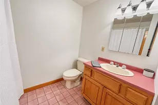 8 Woodcrest Dr, Cumberland, RI 02864 - Photo 29