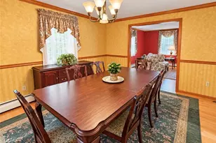 8 Woodcrest Dr, Cumberland, RI 02864 - Photo 7