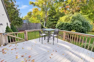 8 Woodcrest Dr, Cumberland, RI 02864 - Photo 9