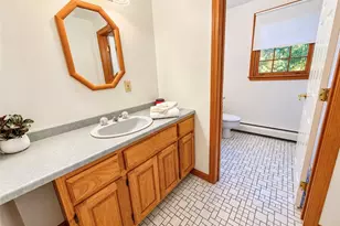 8 Woodcrest Dr, Cumberland, RI 02864 - Photo 25
