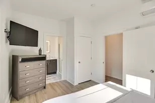 1 River Ln, Newport, RI 02840 - Photo 17