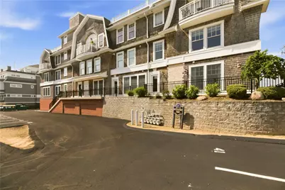10 Brown & Howard #105, Newport, RI 02840 - Photo 11