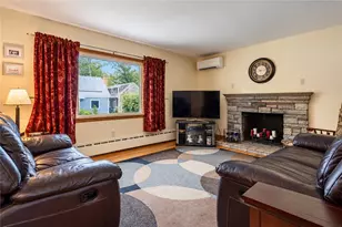 41 Wildwood Ave, East Providence, RI 02916 - Photo 3