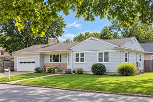 41 Wildwood Ave, East Providence, RI 02916 - Photo 1