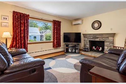 41 Wildwood Avenue, East Providence, RI 02916 - Photo 3