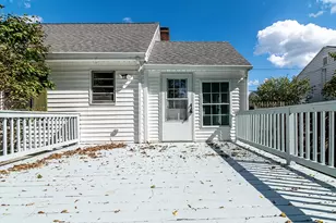 117 Forest Ave, Cranston, RI 02910 - Photo 7
