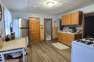 33 Winthrop Ave, Pawtucket, RI 02861 - Photo 15