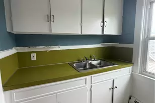 16 Opper St, Providence, RI 02904 - Photo 7