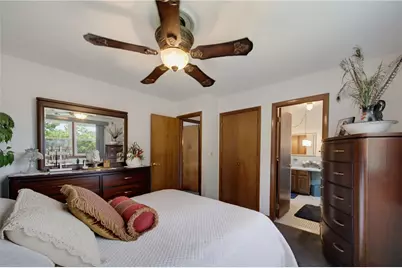 11 Old Barrington Road, East Providence, RI 02915 - Photo 17