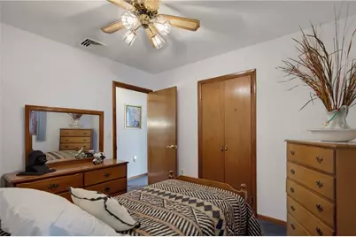 11 Old Barrington Road, East Providence, RI 02915 - Photo 21