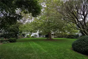 364 Bellevue Ave, Newport, RI 02840 - Photo 31