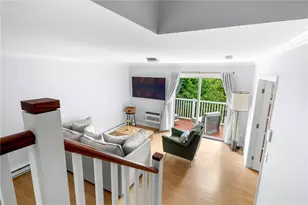 364 Bellevue Ave, Newport, RI 02840 - Photo 11
