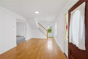21 Elm St, Newport, RI 02840 - Photo 17