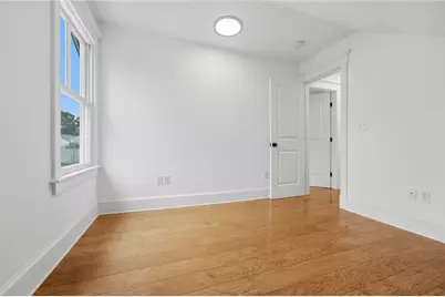 21 Elm Street, Newport, RI 02840 - Photo 31