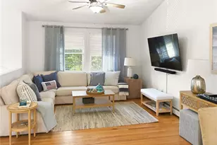 22 Fairway Dr, Narragansett, RI 02882 - Photo 5