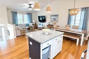22 Fairway Dr, Narragansett, RI 02882 - Photo 7