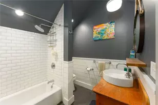 60 Poppasquash Rd, Bristol, RI 02809 - Photo 43