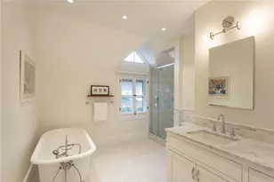 60 Poppasquash Rd, Bristol, RI 02809 - Photo 25