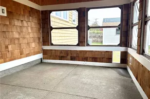 85 Hilton Ave, East Providence, RI 02915 - Photo 13
