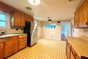 85 Hilton Ave, East Providence, RI 02915 - Photo 5