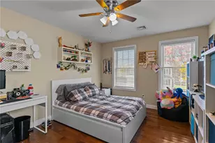 132 Theresa Marie Ave, Woonsocket, RI 02895 - Photo 25