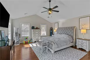 132 Theresa Marie Ave, Woonsocket, RI 02895 - Photo 17