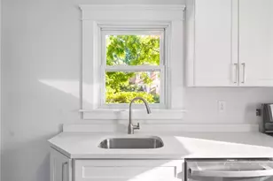 21 Overbrook Ave, Warwick, RI 02889 - Photo 17