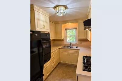 411 Mendon Road, Woonsocket, RI 02895 - Photo 11