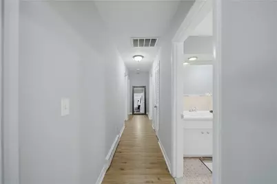 27 West River Parkway, North Providence, RI 02904 - Photo 9
