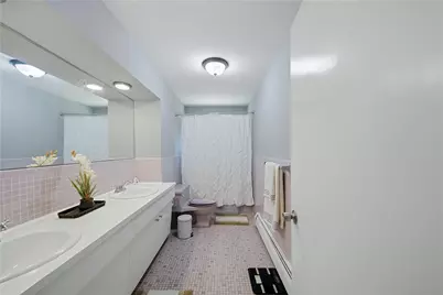 27 West River Parkway, North Providence, RI 02904 - Photo 15