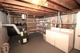 4 Sherwood Ln, Smithfield, RI 02828 - Photo 29