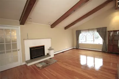 4 Sherwood Lane, Smithfield, RI 02828 - Photo 3