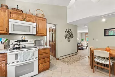 510 Maureen Circle, Burrillville, RI 02839 - Photo 7
