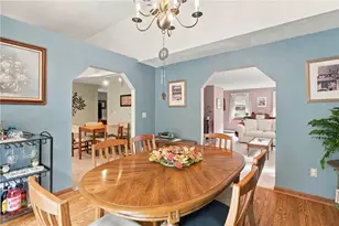 510 Maureen Cir, Burrillville, RI 02839 - Photo 13