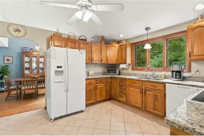 510 Maureen Circle, Burrillville, RI 02839 - Photo 5