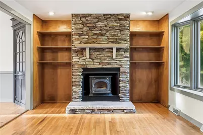 455 South Lake Road, Tiverton, RI 02878 - Photo 3