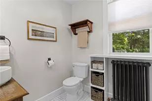 15 Bradford Ave, Newport, RI 02840 - Photo 23
