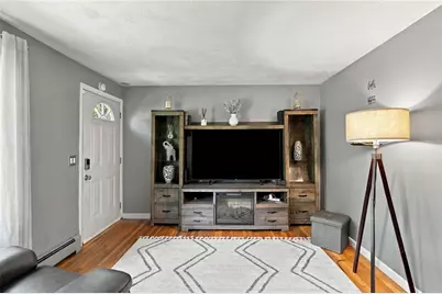 17 Pleasant View Circle, Smithfield, RI 02828 - Photo 5