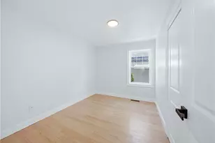 219 Indiana Ave, Providence, RI 02905 - Photo 15