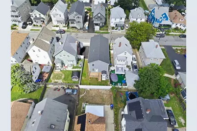 219 Indiana Avenue, Providence, RI 02905 - Photo 3