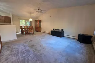 399 Farnum Pike, Smithfield, RI 02917 - Photo 7