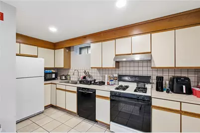 68 Virginia Lane, Providence, RI 02908 - Photo 27