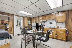 68 Virginia Ln, Providence, RI 02908 - Photo 21