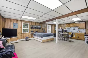68 Virginia Ln, Providence, RI 02908 - Photo 19