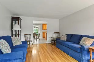 27 Bowman Dr, Warwick, RI 02889 - Photo 5